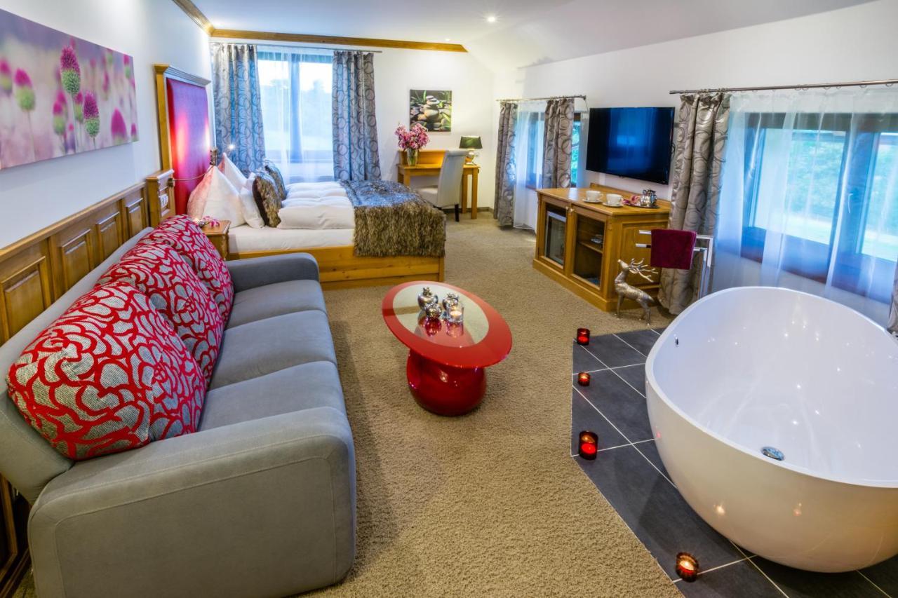 Wellness Hotel V Nebi Корженов Экстерьер фото