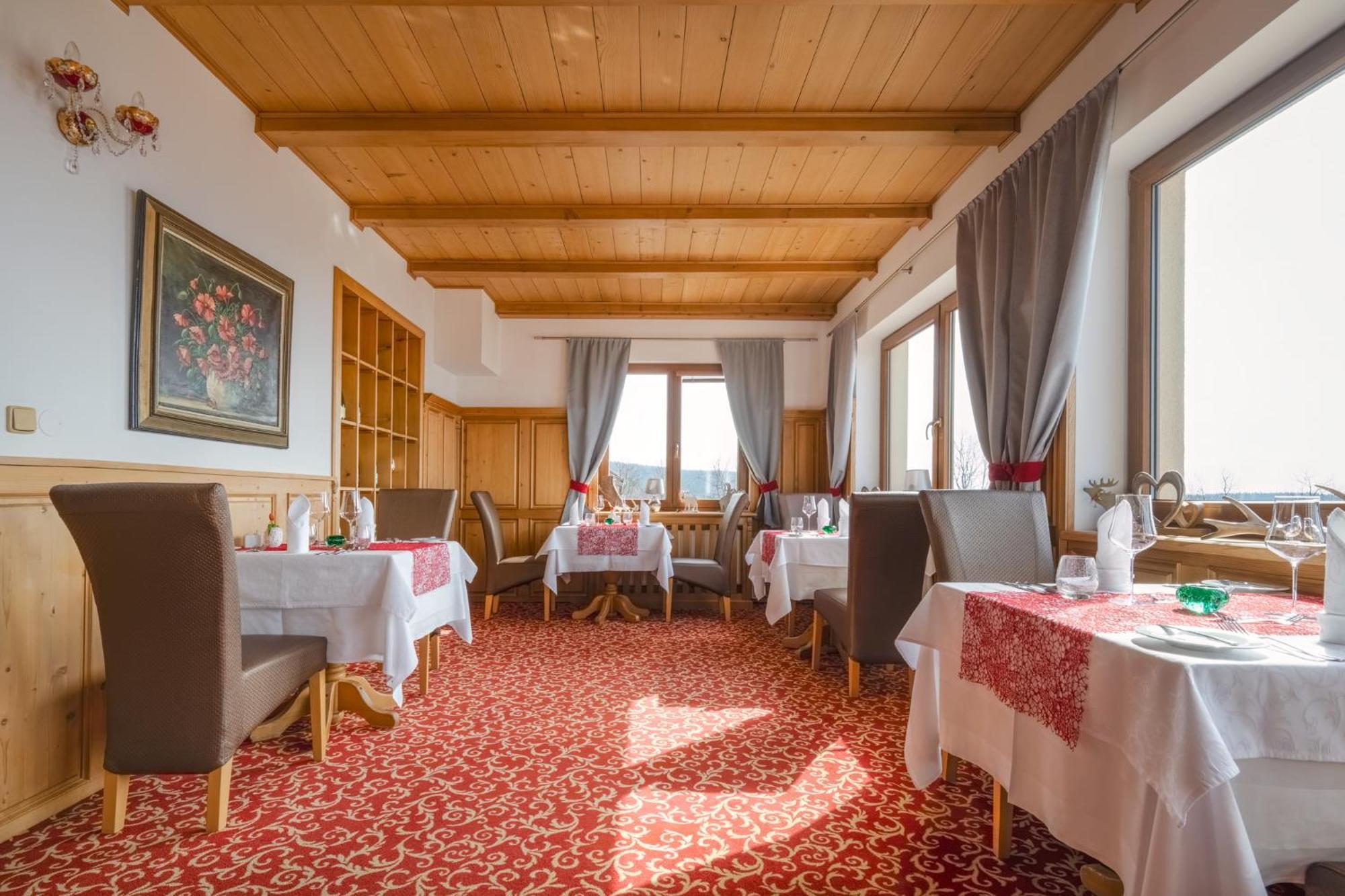 Wellness Hotel V Nebi Корженов Экстерьер фото